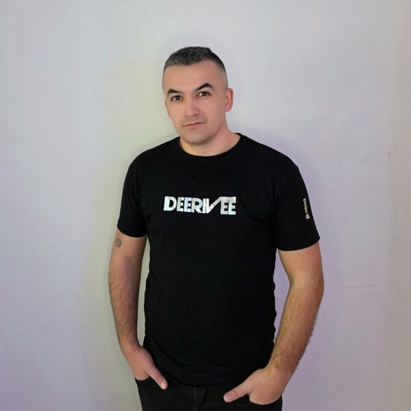 T-SHIRT DEERIVEE CLASSIC "M"